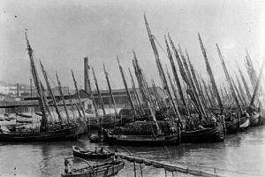 Embarca&ccedil;&otilde;es tradicionais - Fragatas no Rio Tejo