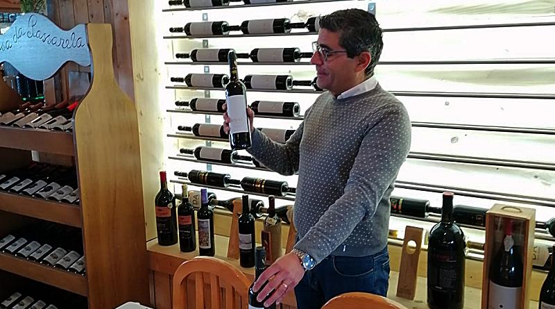 Empresário inova ao estagiar vinho no ponto mais alto de Portugal continental