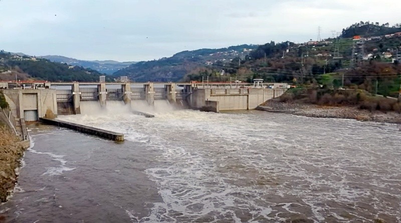 Barragem de Carrapatelo