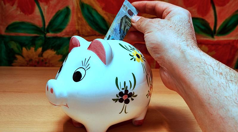 Como poupar após as férias: sugestões para recuperar as finanças