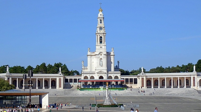 Santuário de Nossa Senhora de Fátima - Tipos de edifícios religiosos em Portugal